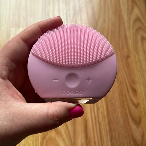 FOREO | Skincare | Foreo Luna Mini 2 Pearl Pink | Poshmark